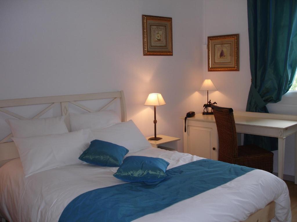 Logis Auberge Cote Jardin Hotel Lézignan-Corbières Szoba fotó